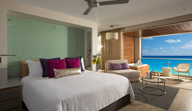 Breathless Riviera Cancun Resort & Spa-Xhale Club Junior Suite Ocean Front 1_11473